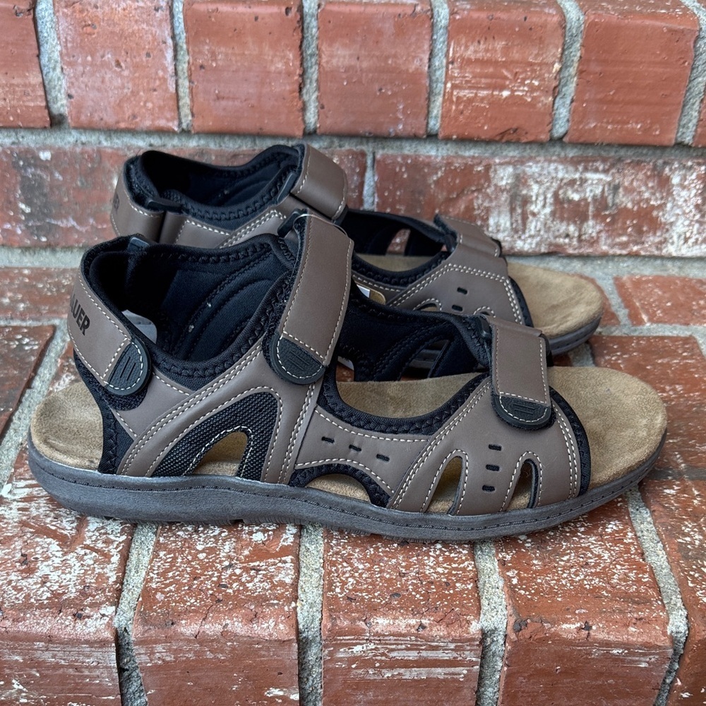 Eddie Bauer Men’s Ossa Sandals Size 10M Brown Black NWT Adjustable Straps Rugged